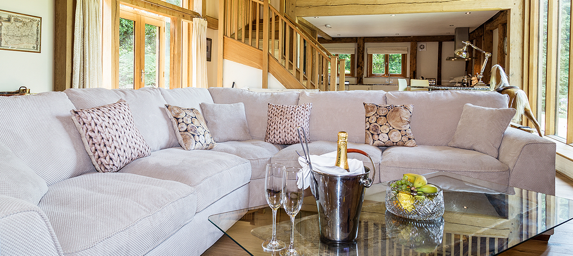 coswshot manor barn – welcomes you coswshot manor barn - welcomes you