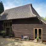 Cowshot Manor barn-outside view 3