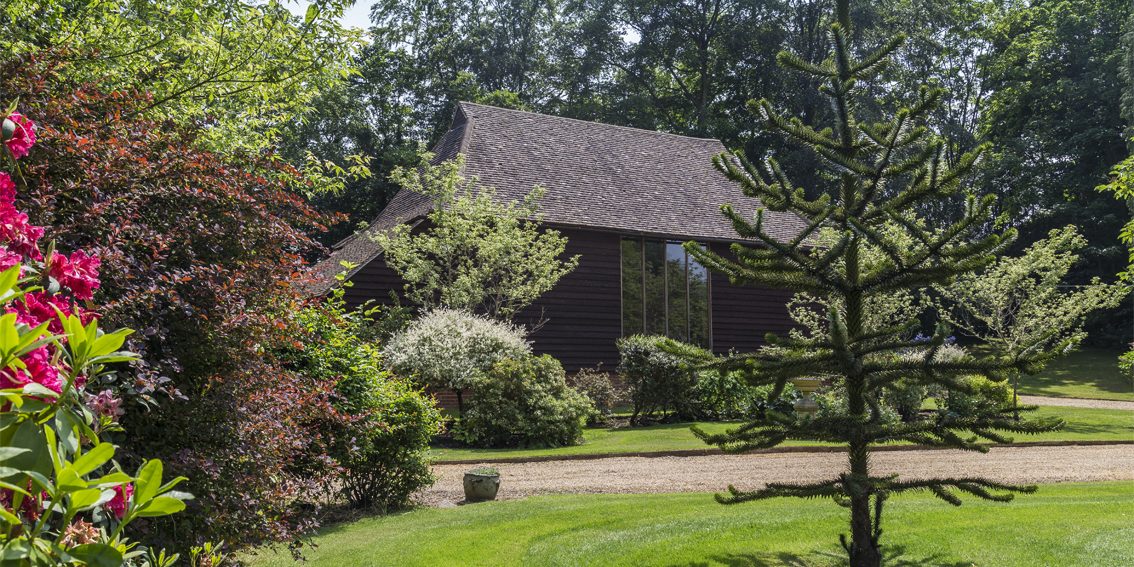 Cowshot Manor barn-outside view 5 Cowshot Manor barn-outside view 5