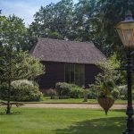 Cowshot Manor barn-outside view 6